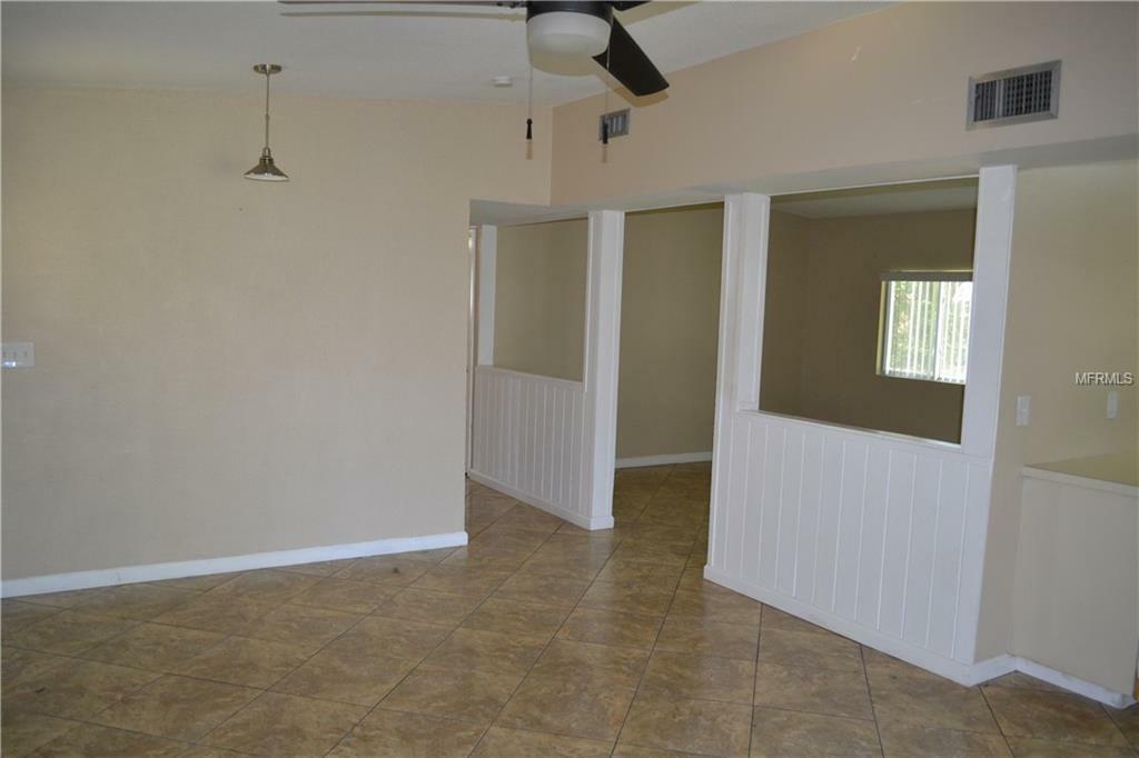 Property Photo:  419 E Maine Avenue  FL 32750 