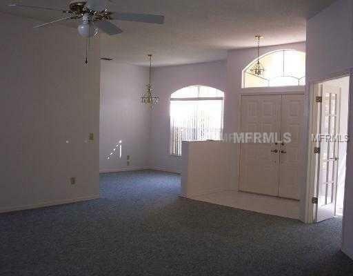 Property Photo:  3211 Concord Way  FL 33566 