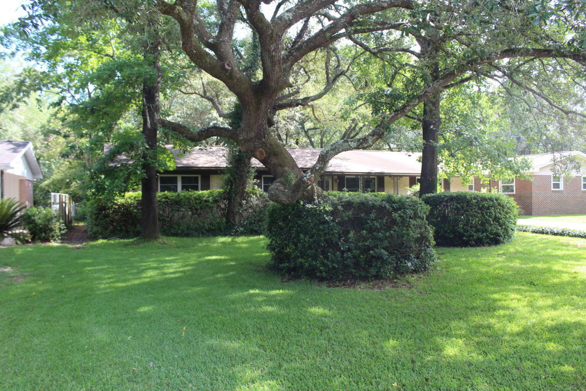 Property Photo:  171 Grandview Avenue  FL 32580 