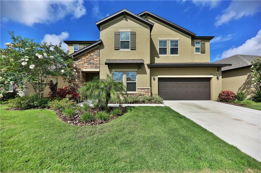 Property Photo:  11810 Cross Vine Drive  FL 33579 