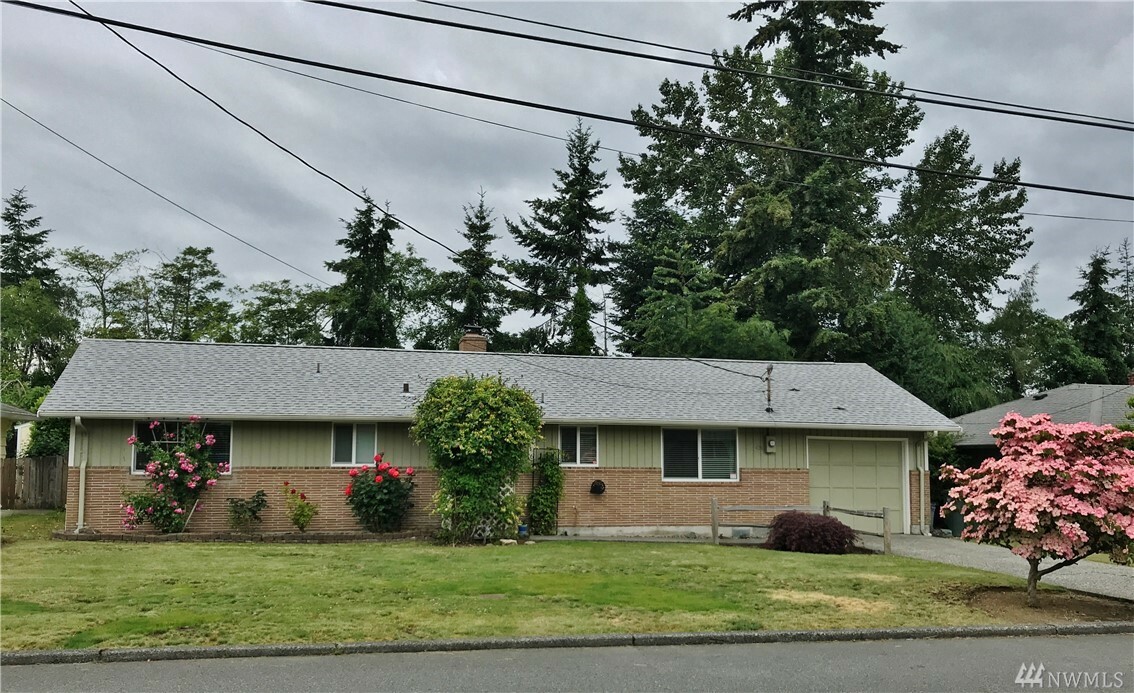 Property Photo:  5706 Highland Rd  WA 98203 