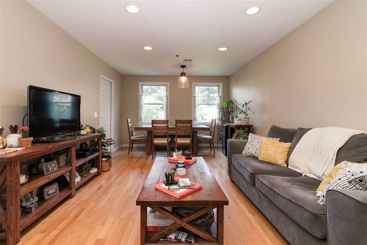 Property Photo: 219 Willow Ave 3R NJ 07030