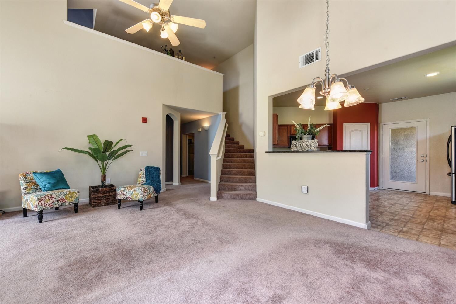 Property Photo:  5350 Dunlay Drive 3517  CA 95835 