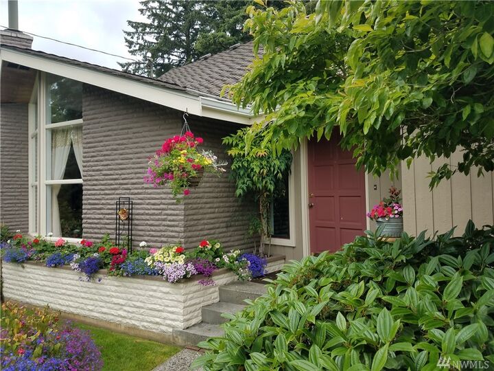 Property Photo:  6102 Cady Rd  WA 98203 