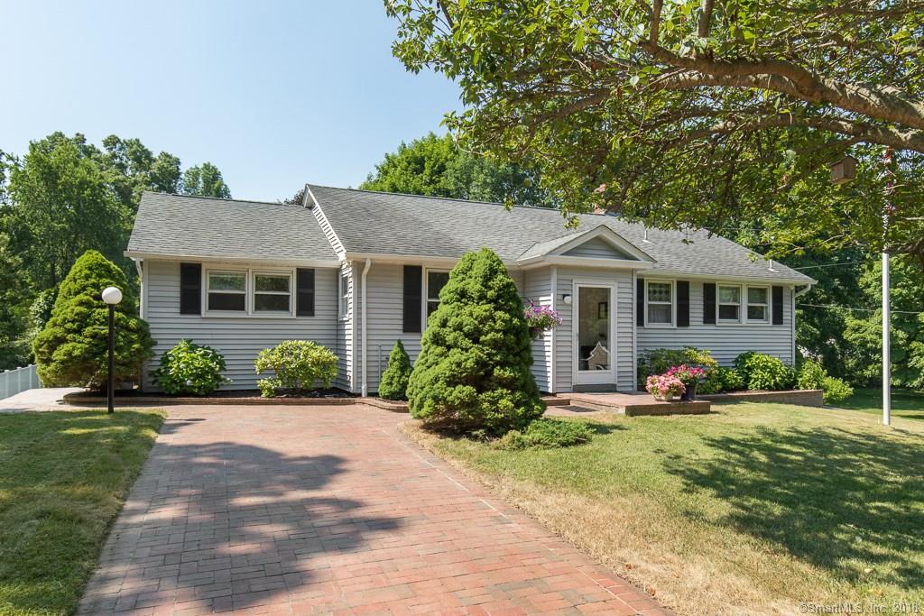 Property Photo:  8 Fairview Road  CT 06525 