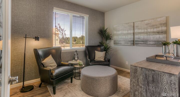 Property Photo: 183 SW 359th Place 25 WA 98023