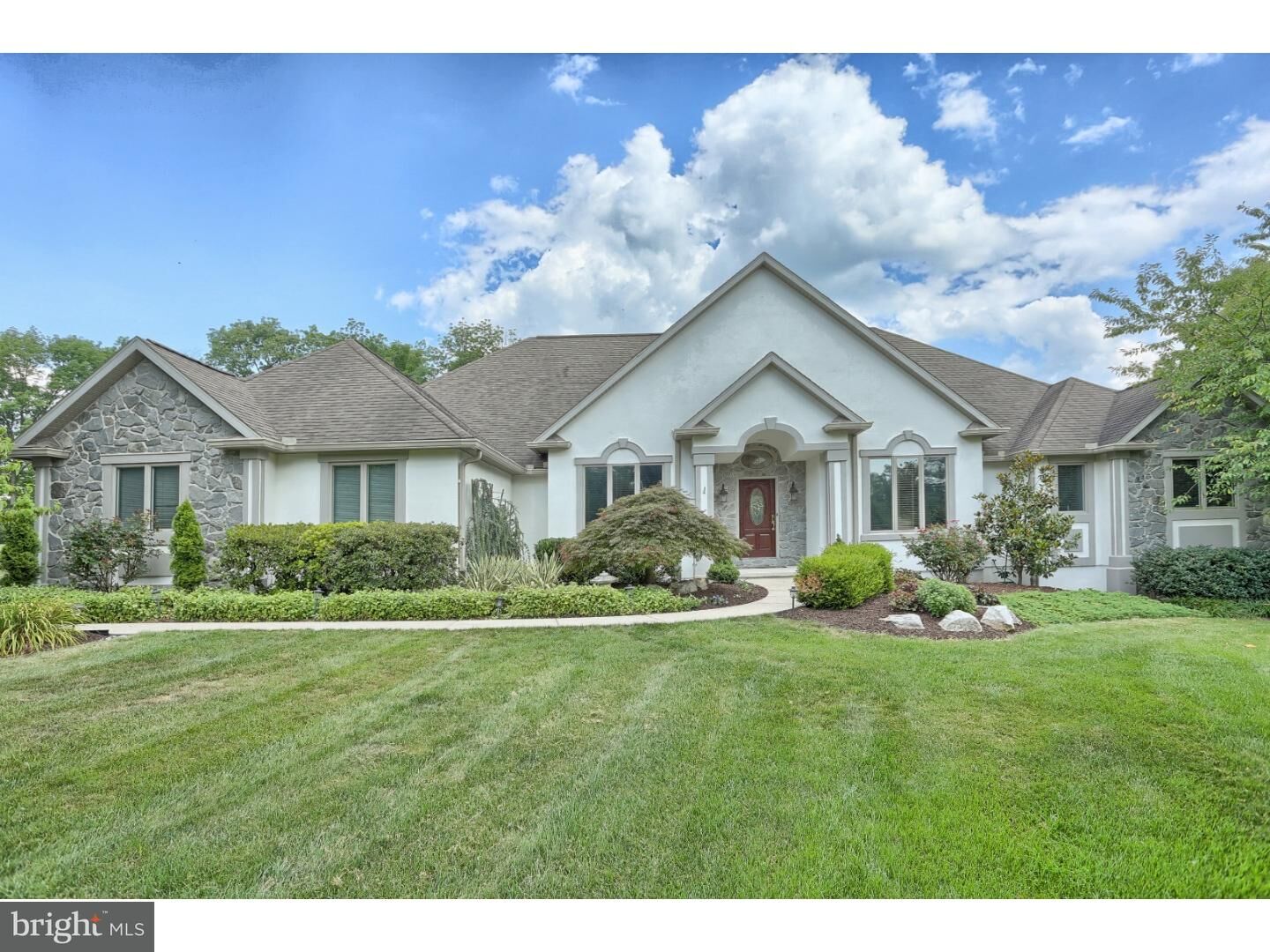 Property Photo:  208 Sherwood Drive  PA 19606 