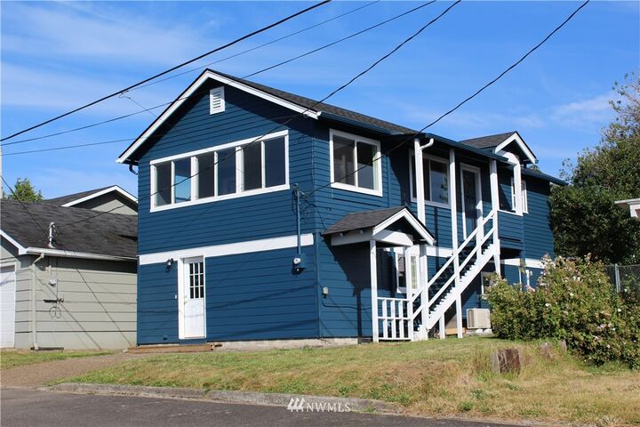 160 Maple Street  Cathlamet WA 98612 photo