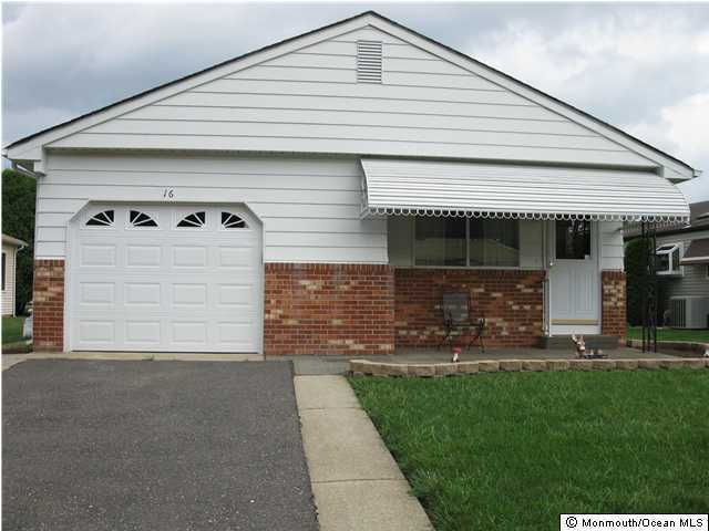 Property Photo:  16 La Terraza Drive  NJ 08757 