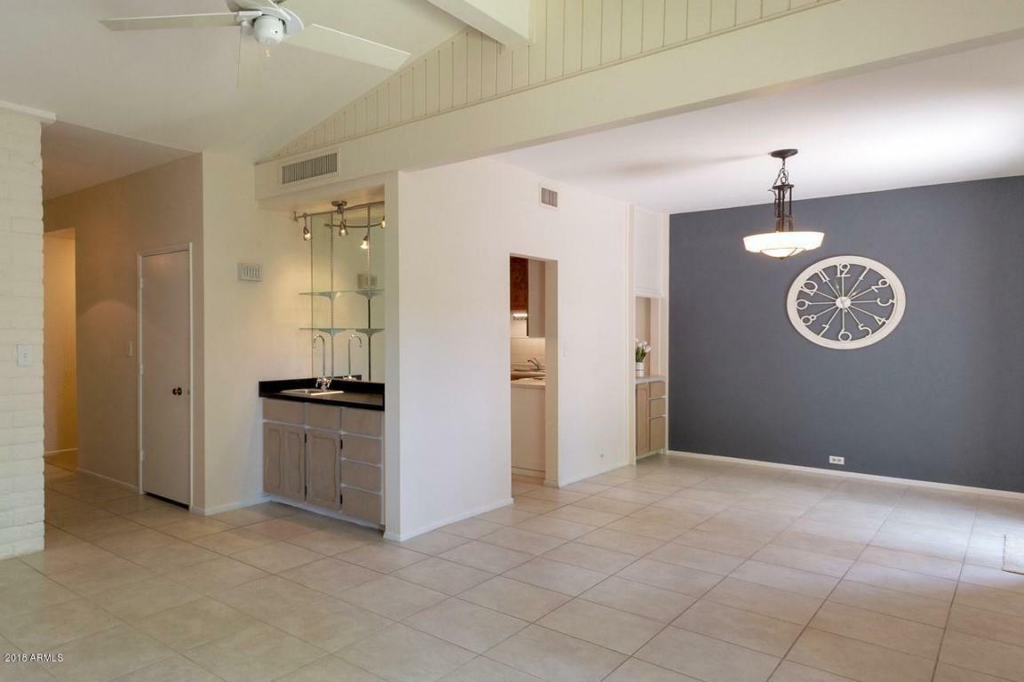 Property Photo: 4525 N 66th Street N 10 AZ 85251