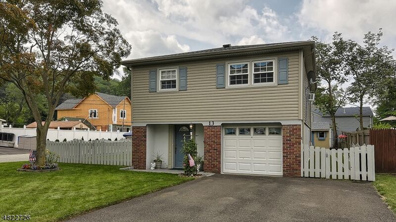 Property Photo: 13 Park Ave NJ 07420
