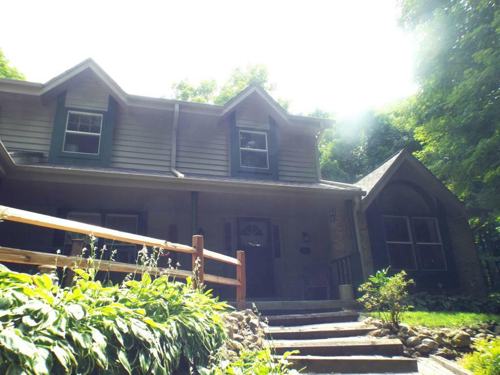 Property Photo:  2047 Stoney Creek Rd  WI 53040 