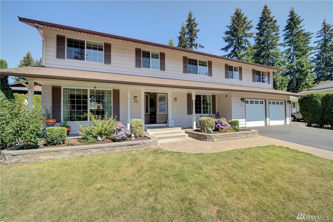 Property Photo:  12102 NE 142nd St  WA 98034 