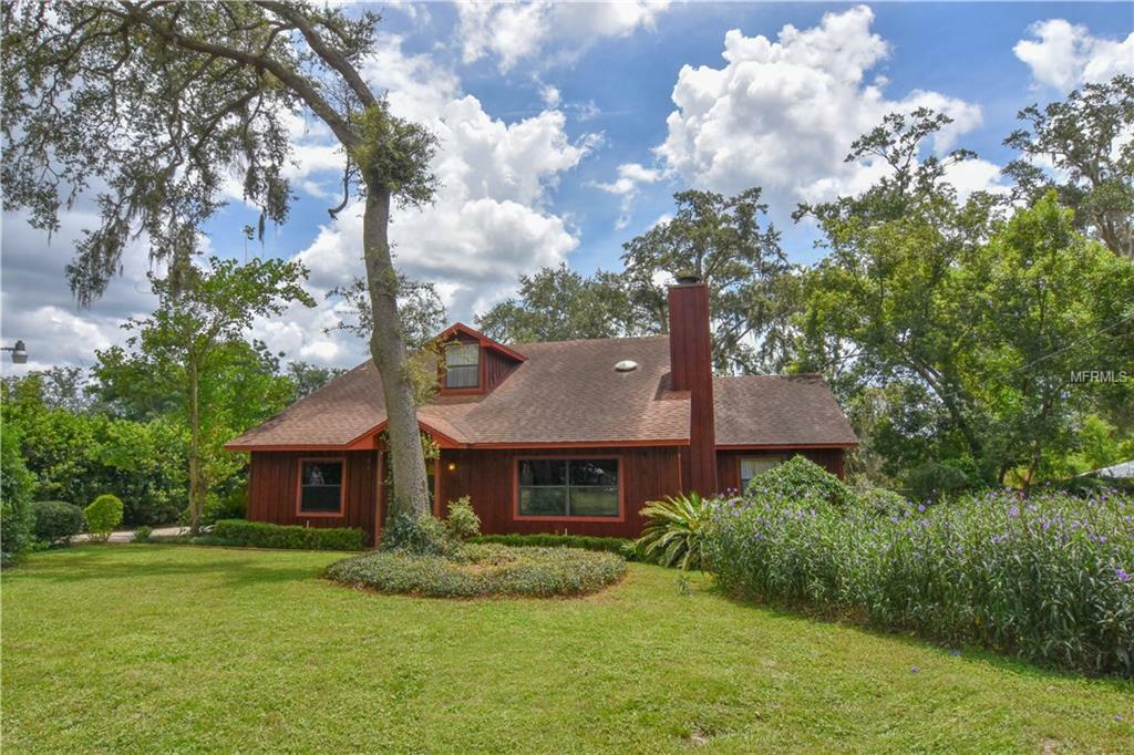 Property Photo:  943 Lake Lane  FL 32750 