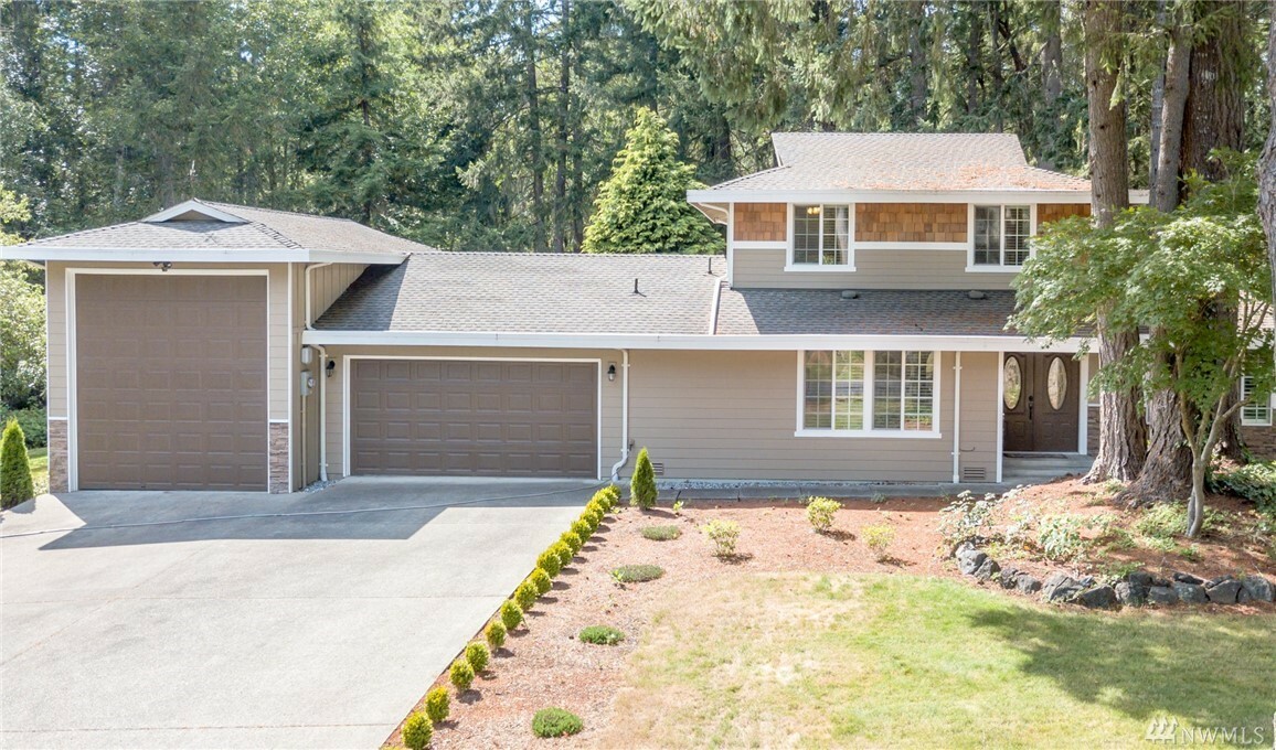 Property Photo:  6416 Valley View Dr NW  WA 98335 