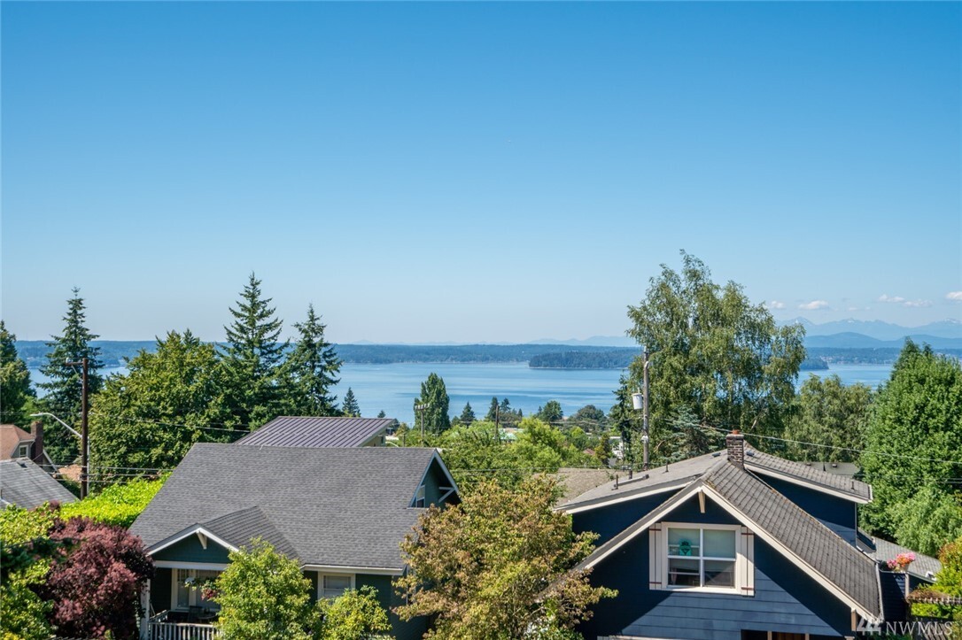 Property Photo:  6346 38th Ave SW  WA 98126 
