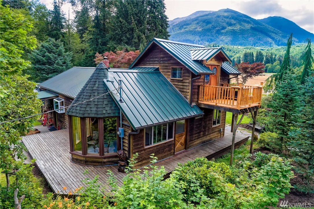 Property Photo: 21625 Entsminger Rd WA 98223