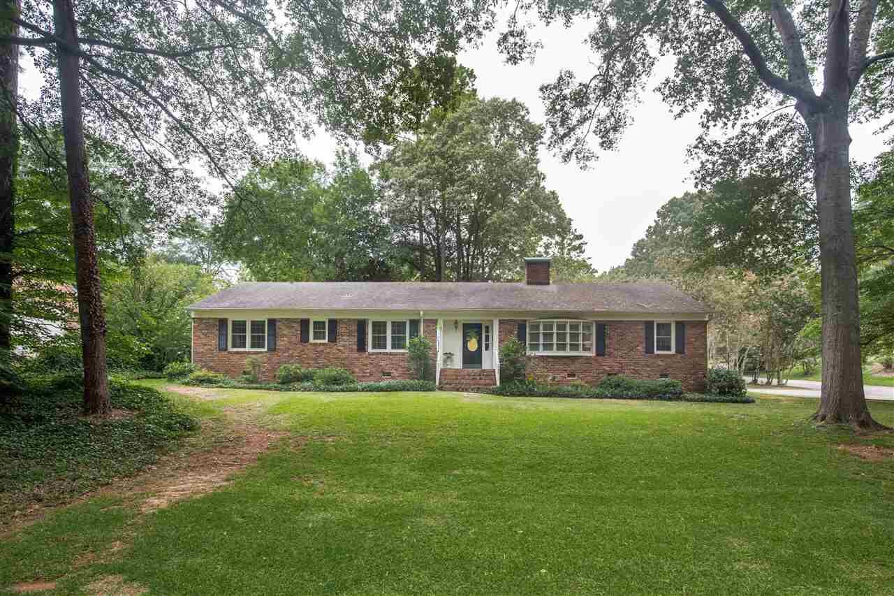 Property Photo:  300 Beechwood Drive  SC 29307 