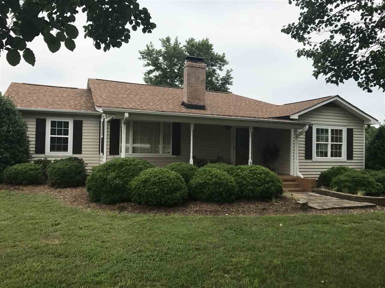 Property Photo:  611 Holden Road  SC 29349 