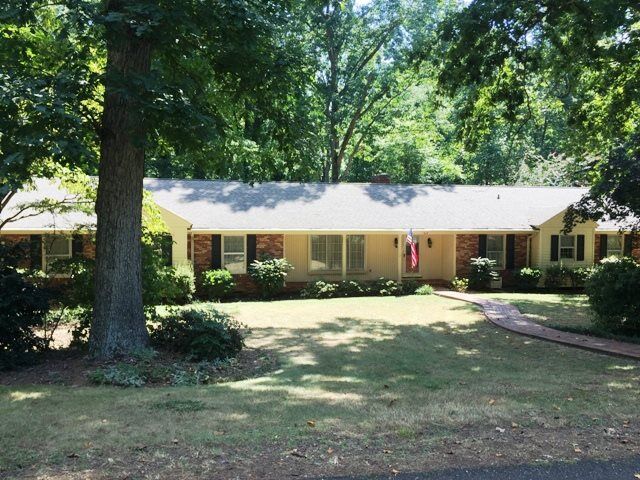 Property Photo: 424 Ransdell Drive SC 29307-2416