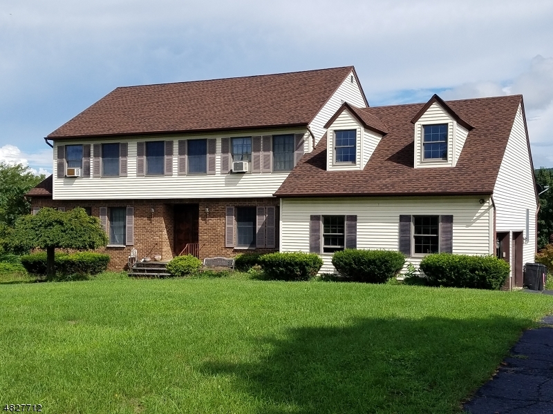 Property Photo: 16 E Gate Dr NJ 07418