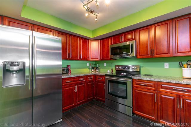 Property Photo: 3200 N Port Royale Dr N 1604 FL 33308
