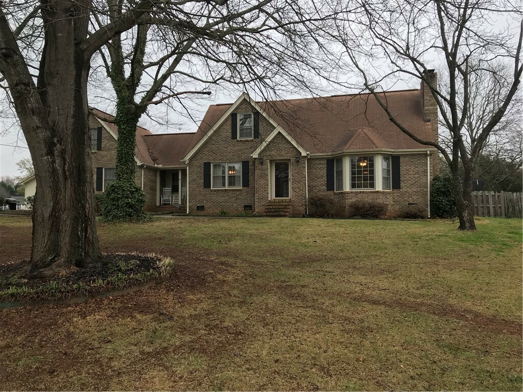 Property Photo: 103 Yorkshire Drive SC 29625