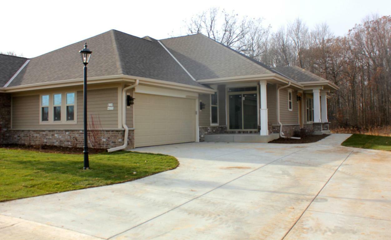 Property Photo: N67w12953 Northfield Cir 1301 WI 53051