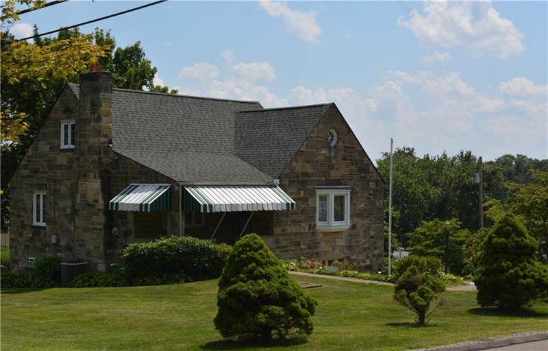 Property Photo:  19 Rose Ave  PA 15108 