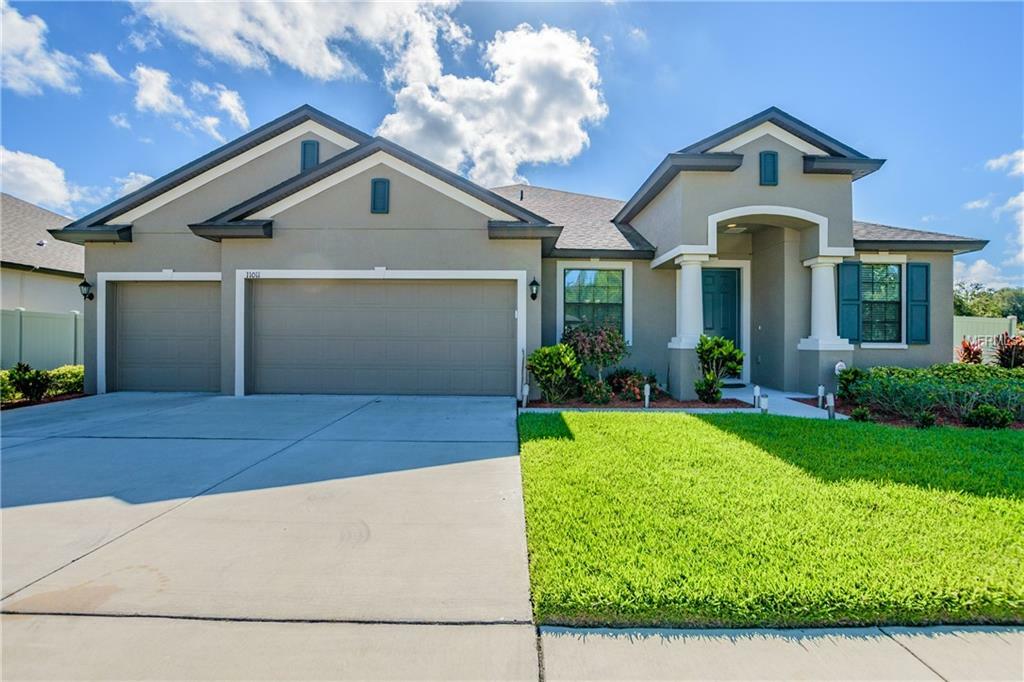 Property Photo: 11011 Brahman Ranch Circle FL 33578