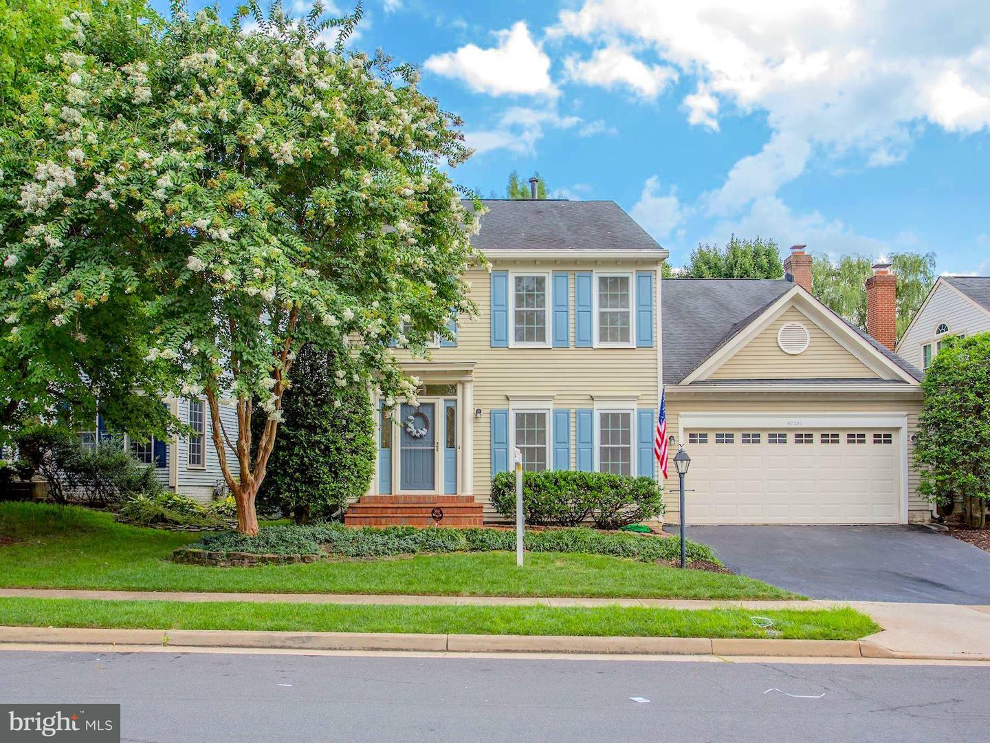 Property Photo: 47721 League Court VA 20165