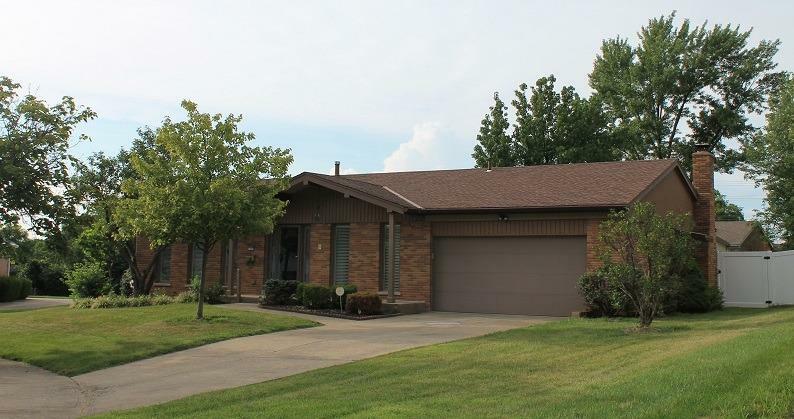 Property Photo: 1954 Fallbrook Lane OH 45240