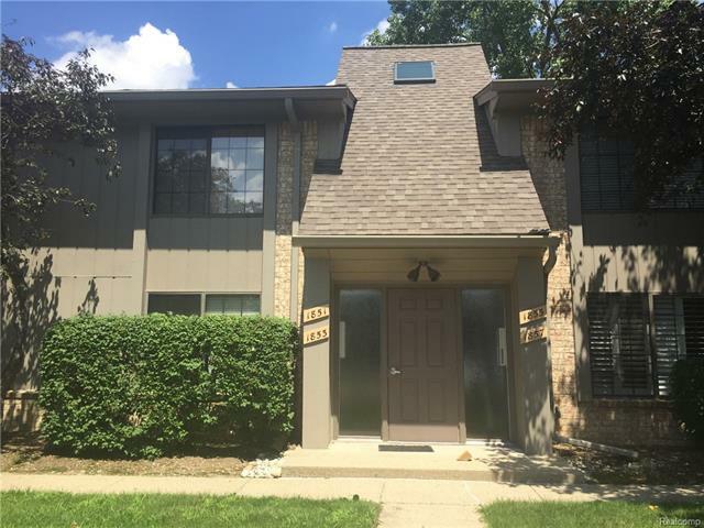 1851 Meadow Dale Court 20L  Rochester Hills MI 48309 photo