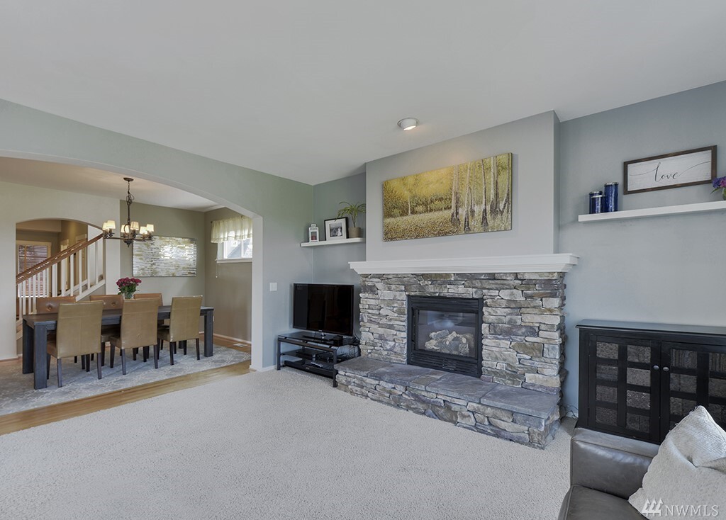 Property Photo: 16719 166th Place SE WA 98058