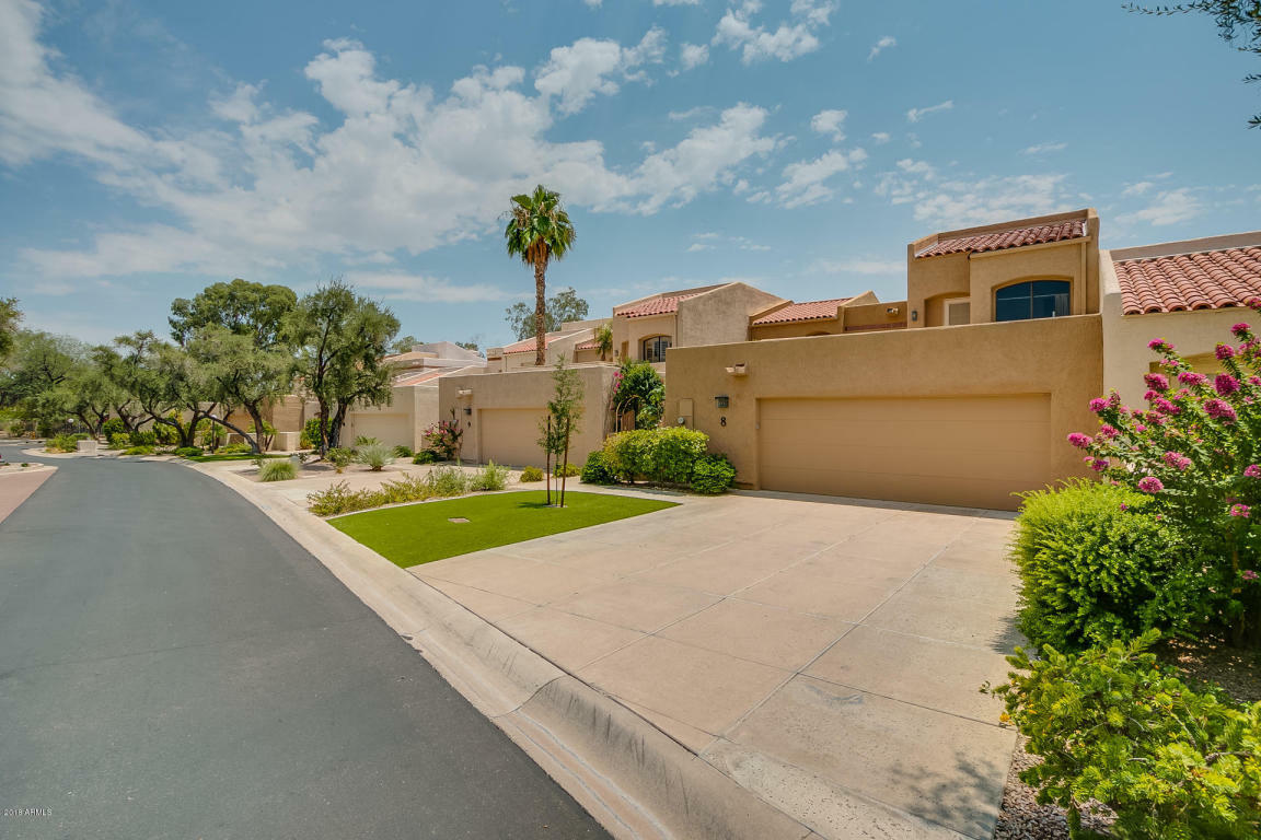 Property Photo:  2626 E Arizona Biltmore Circle 8  AZ 85016 