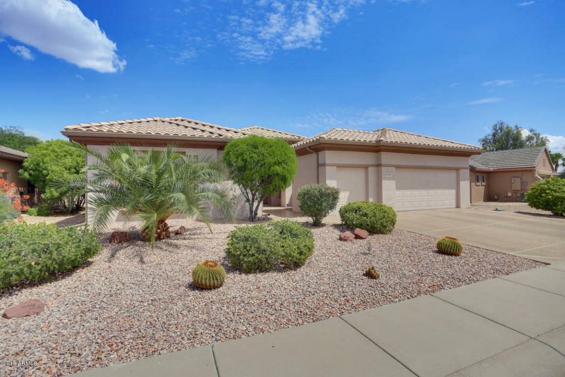 Property Photo: 19937 N Half Moon Drive AZ 85374