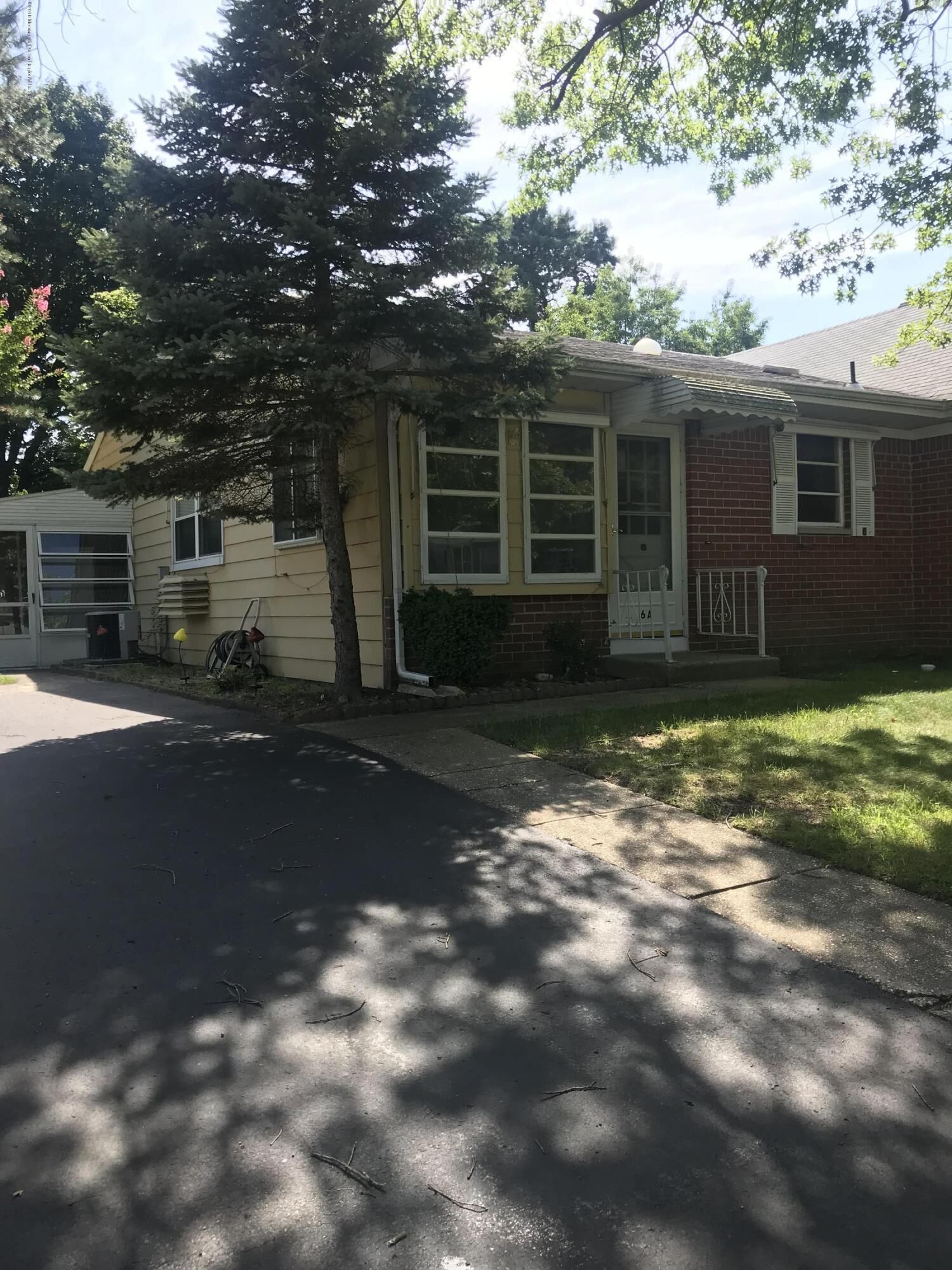 Property Photo:  6 Valley Forge Drive  NJ 08759 