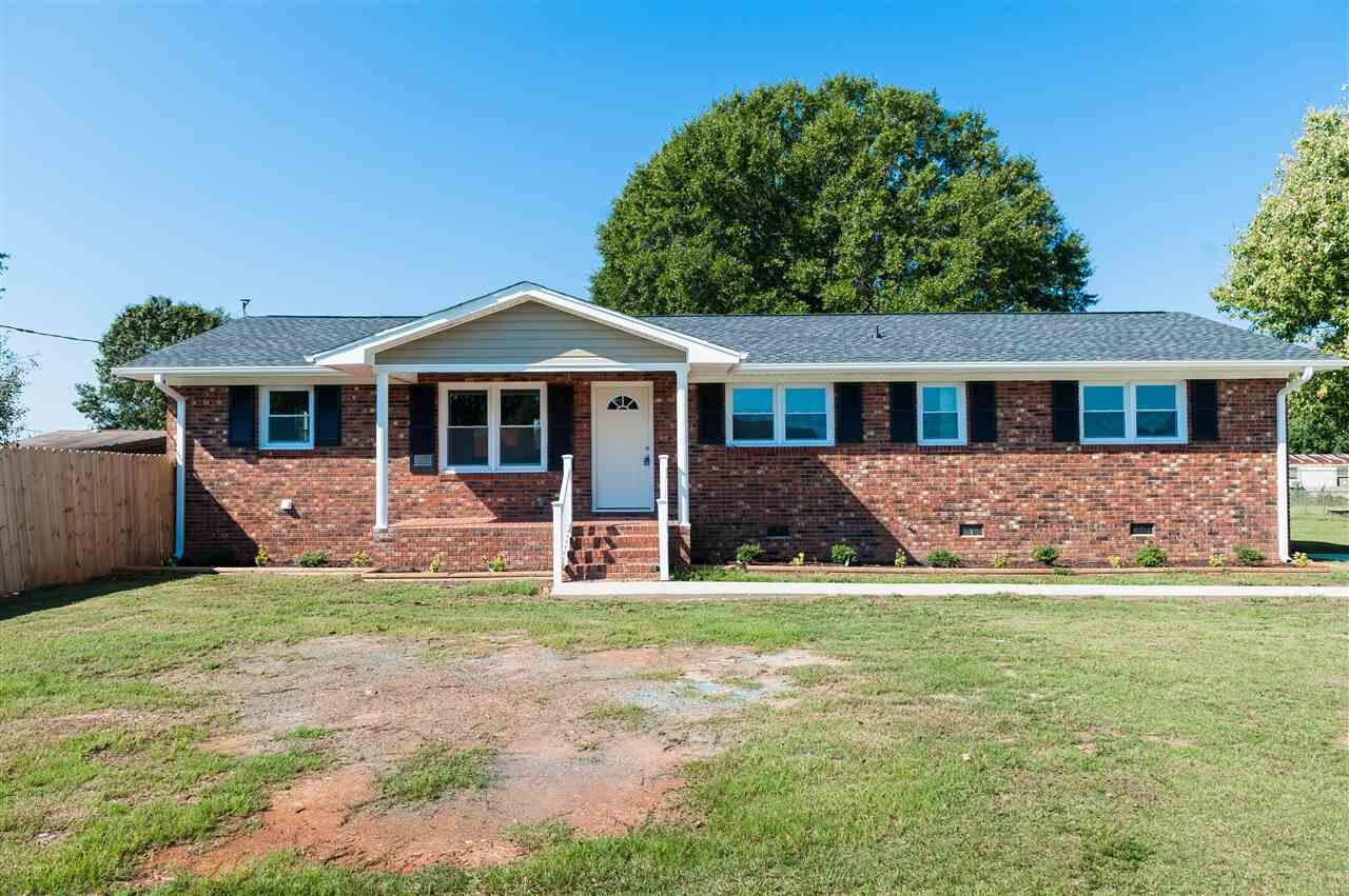 Property Photo:  3148 Highway 56  SC 29374 