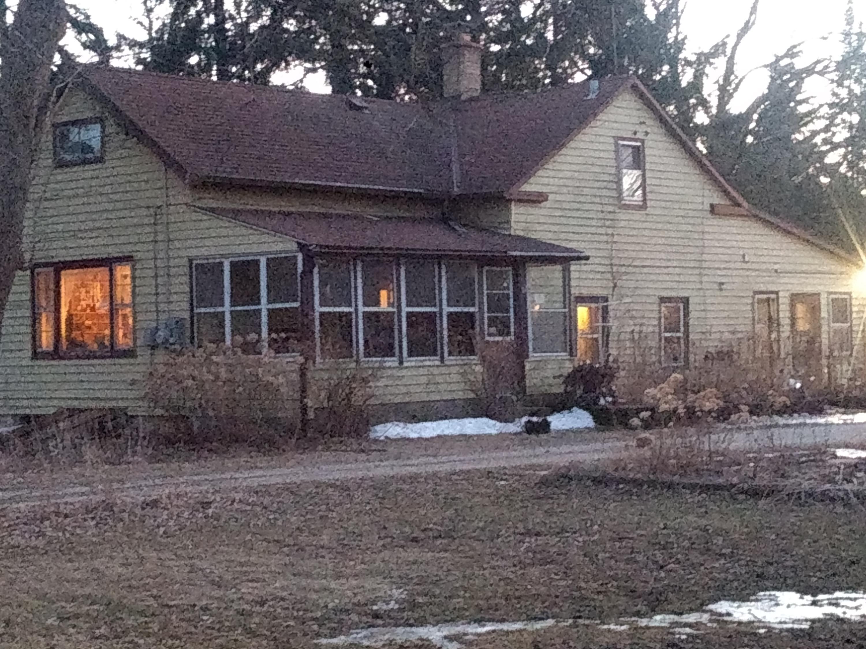 Property Photo: 10961 N Wauwatosa Rd WI 53097