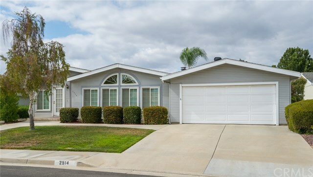 2514 Peach Tree Street  Hemet CA 92545 photo