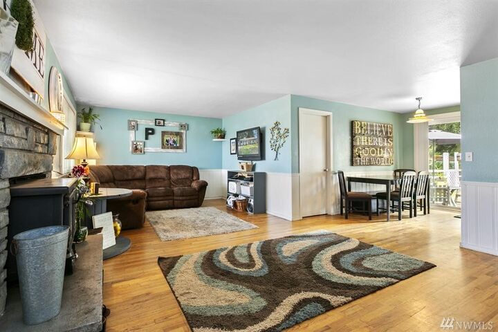 Property Photo: 1234 Beach Ave WA 98270