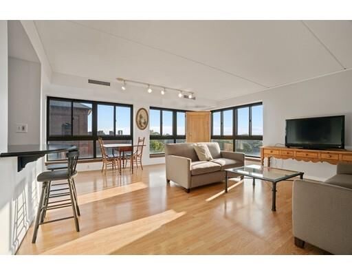 Property Photo: 60 Rantoul Street 715N MA 01915