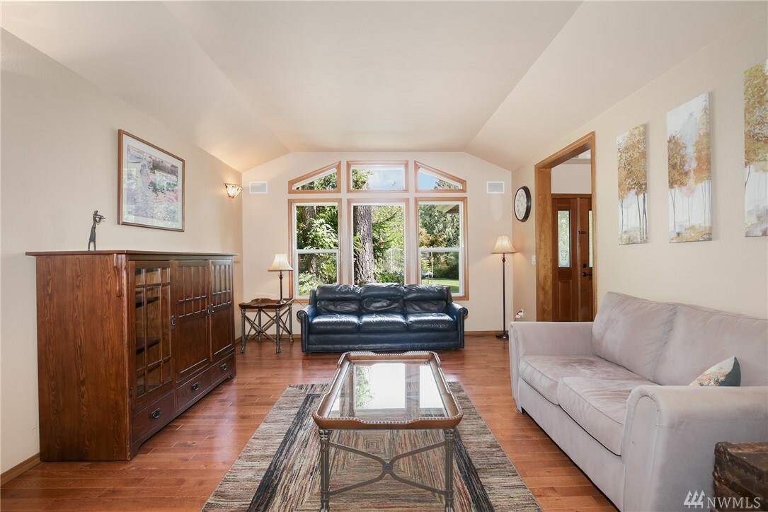 Property Photo: 5425 Heights Lane NE WA 98506