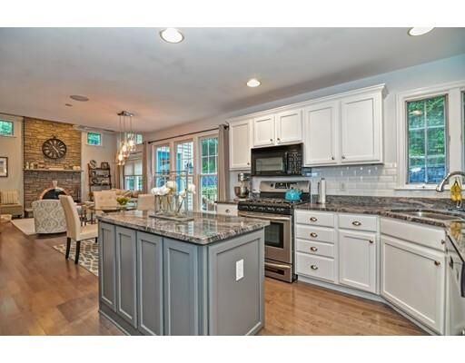 Property Photo:  15 Huckleberry Ln  MA 01845 