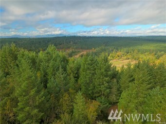 Property Photo:  30 NE Maranatha Dr  WA 98528 