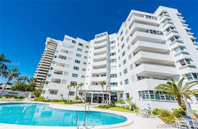Property Photo: 16 Island Ave 8F FL 33139
