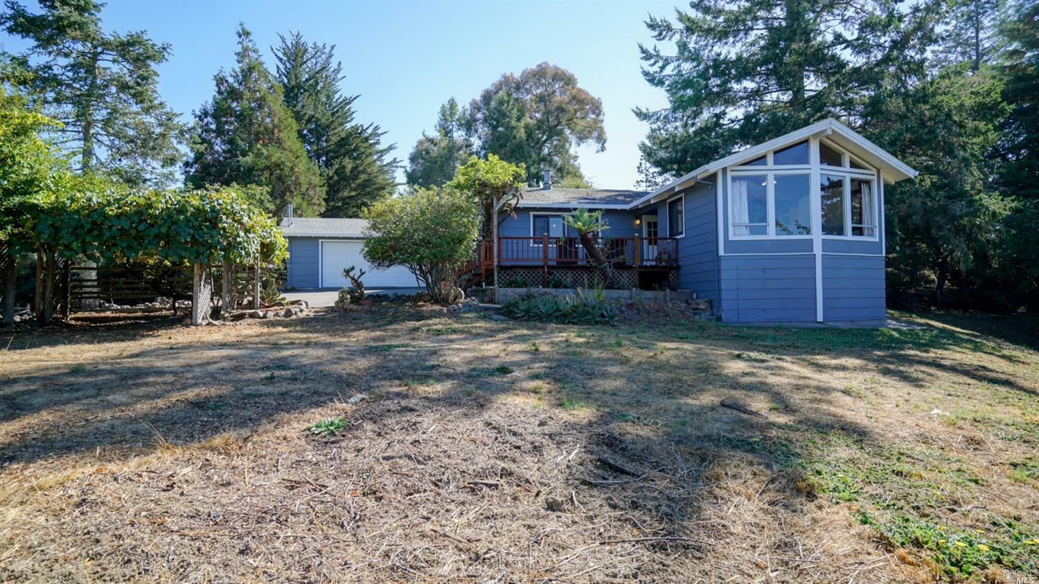 Property Photo:  1618 Mariner Drive  CA 95472 