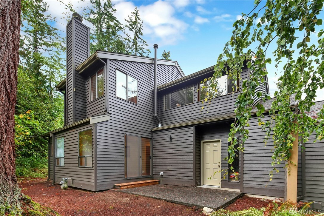 Property Photo:  2192 E Birch St 11B  WA 98229 