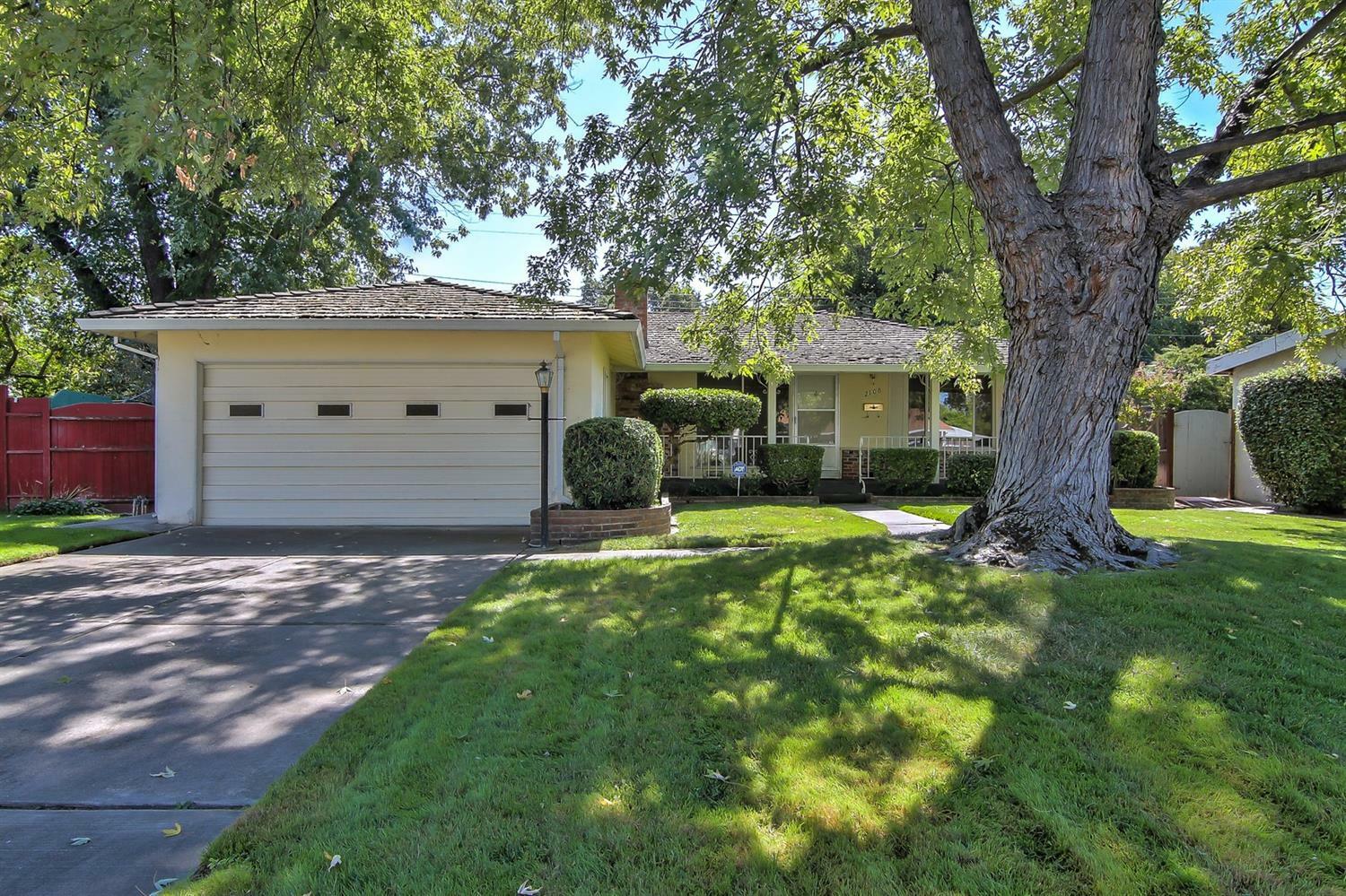 Property Photo:  2108 New Haven Road  CA 95815 