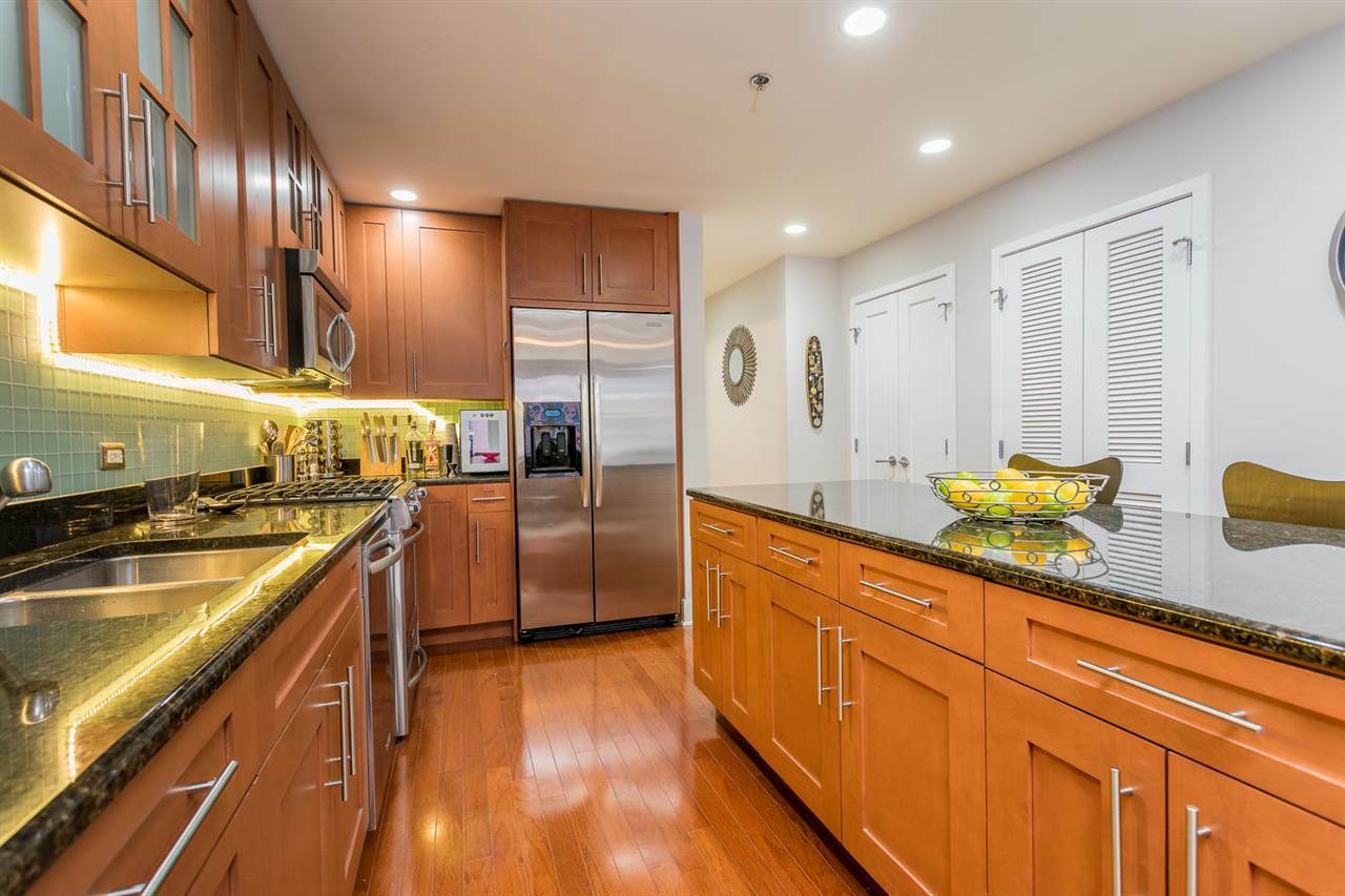 Property Photo: 1125 Maxwell Lane 550 NJ 07030